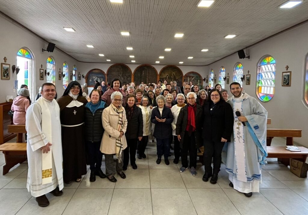 Vida Religiosa de Lages, Peregrinos de Esperança